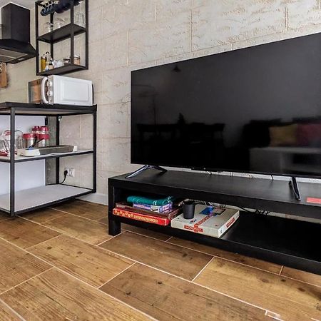 Suite Duplex Con Terraza Independiente Brunete Εξωτερικό φωτογραφία