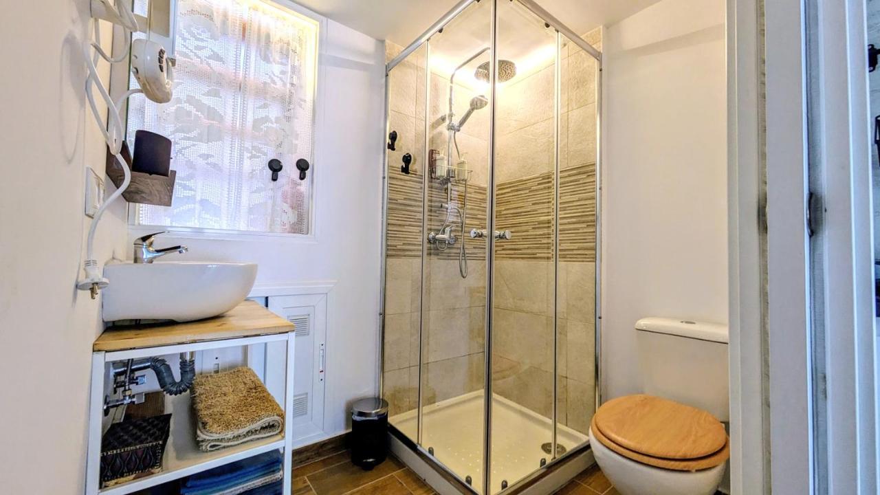 Suite Duplex Con Terraza Independiente Brunete Εξωτερικό φωτογραφία