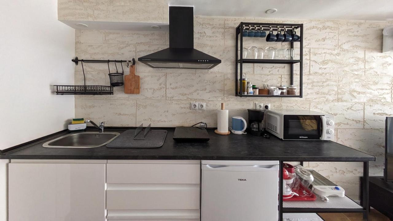 Suite Duplex Con Terraza Independiente Brunete Εξωτερικό φωτογραφία